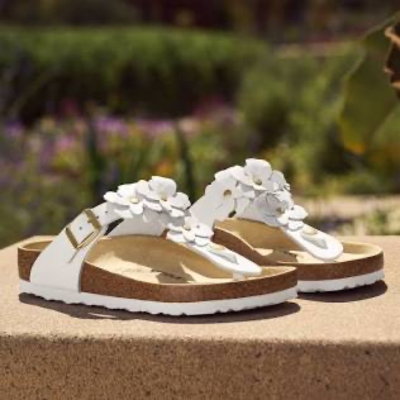 Birkenstock Shoes - Birkenstock Gizeh Flower Leather Sandals